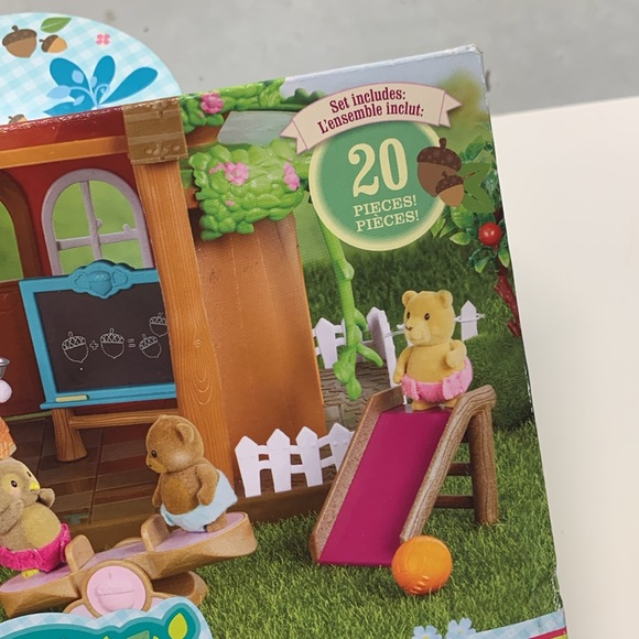 Li'l Woodzeez furniture set - Picture 2 of 3